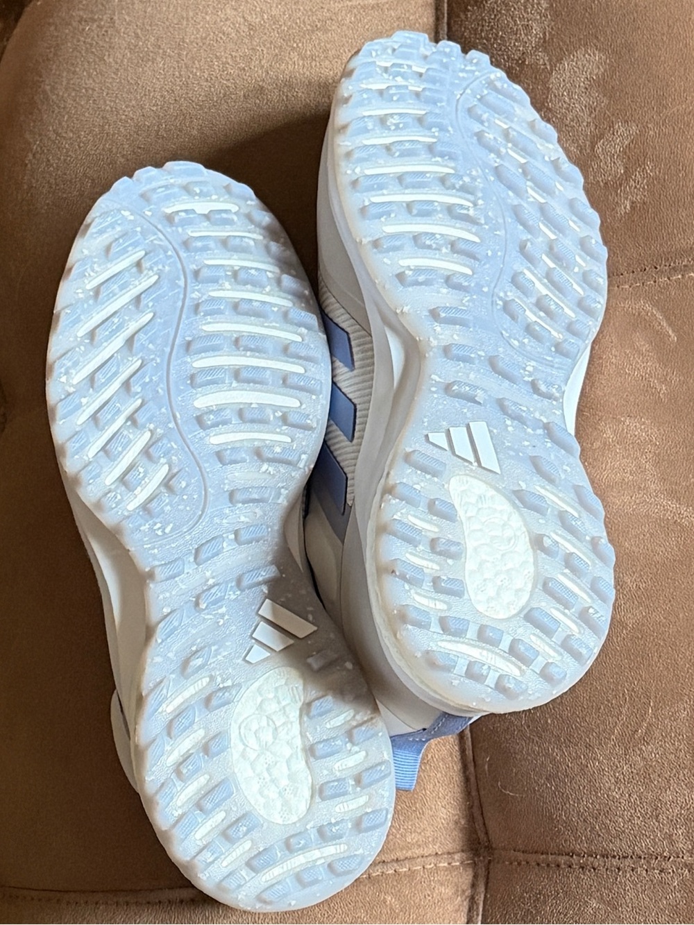 Adidas Women’s Spikeless Golf shoes - Picture 4 of 4